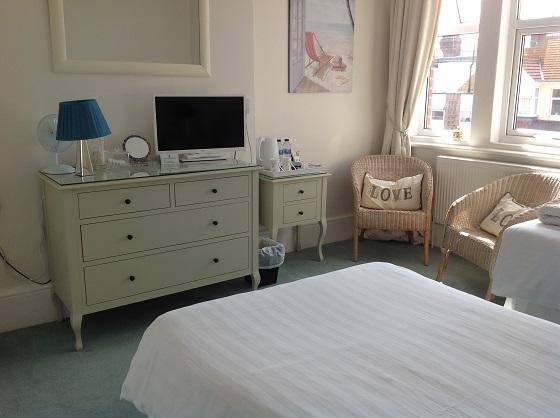 Bed and Breakfast Bassets House AEGON International Esterno foto